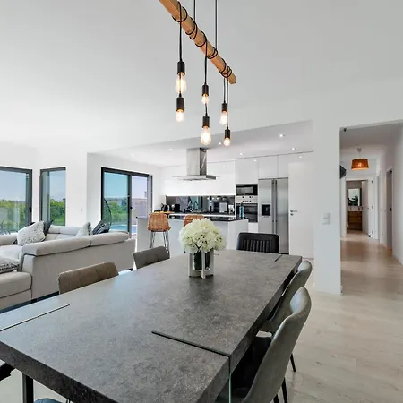 Linda V3 Lote 67 - Vip By Interhome *